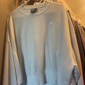 COPY - Nike cropped crewneck